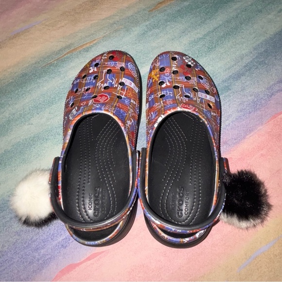 Crocs 101 Dalmatians Disney Cruella de ville crocs Womens size 6 limited edition - Picture 6 of 9